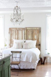athebeachbedroomdreamywhites
