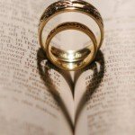 rings on bible
